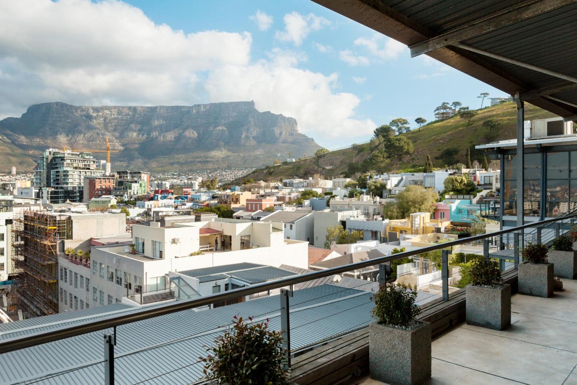 Luxe Penthouse With Private Rooftop Pool, Deck & Panoramic Views Appartement *