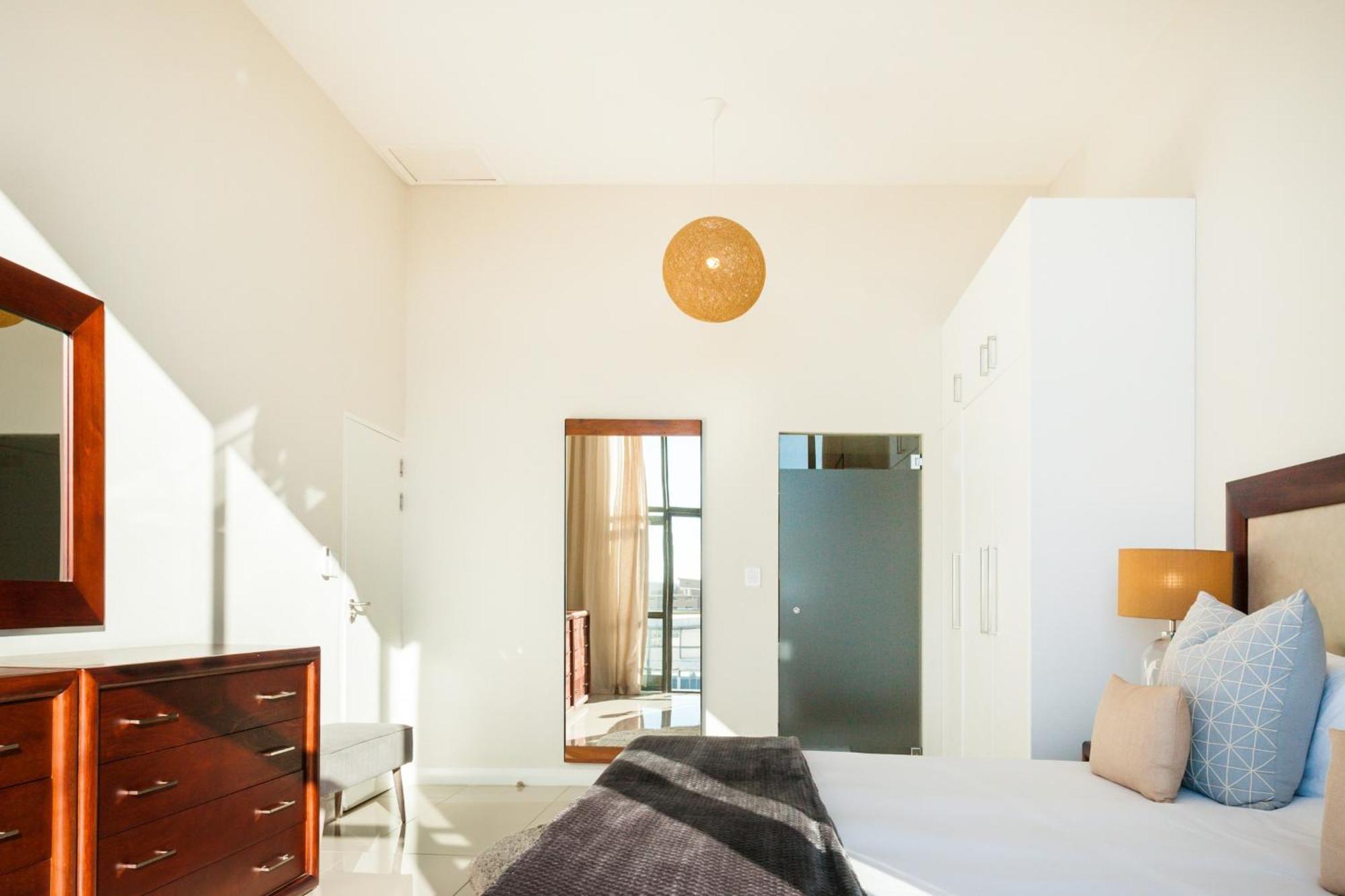 Luxe Penthouse With Private Rooftop Pool, Deck & Panoramic Views Appartement Le Cap